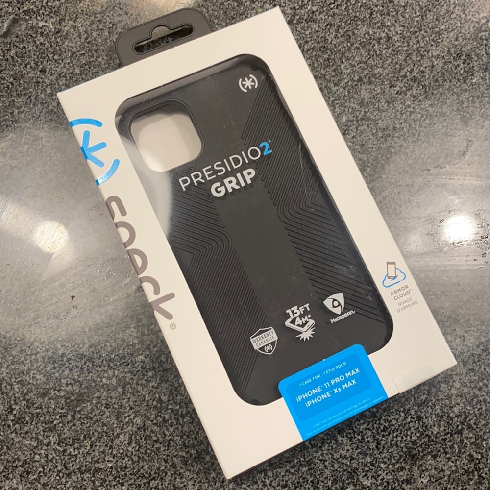 iPhone 11 Pro MAX // iPhone Xs MAX case, 2 for $30